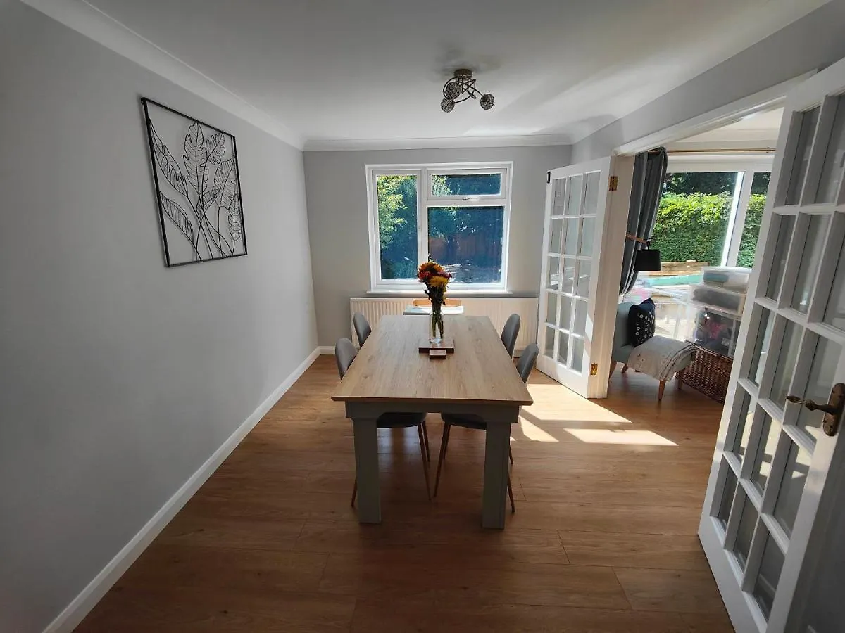 Holiday home Piping Green 5 Bedroom House Winchester United Kingdom